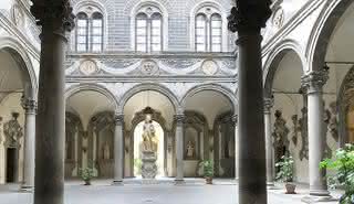 Konzerte des Kammerorchesters von Florenz: Cortile del Palazzo Medici Riccardi