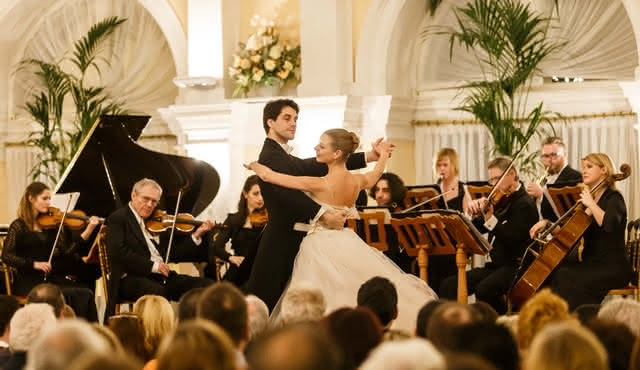 Strauss & Mozart: Concert and Dinner at Vienna Kursalon