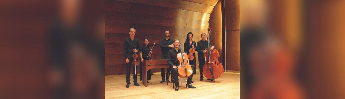 Kammerorchester der Neuen Philharmonie Hamburg: Vivaldi, Four Seasons at the Chamber Music Hall of the Philharmonie Berlin