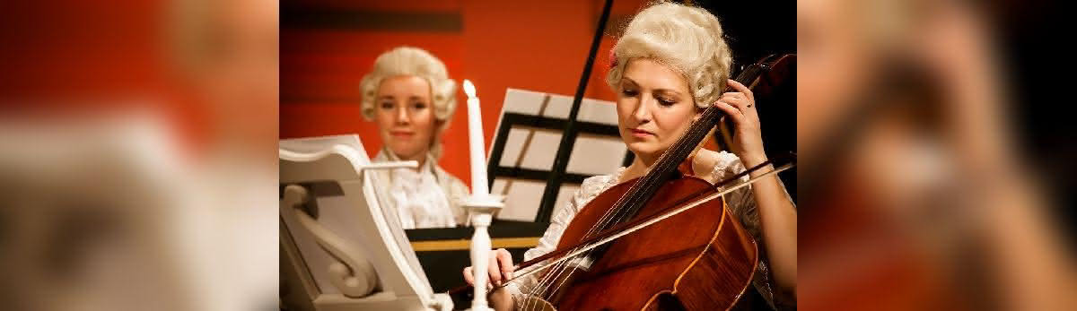Berliner Residenz Konzerte: Royal Christmas - Festive Concert at Charlottenburg Palace, 2023-12-24, Hamburg