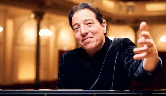 Great Pianists: Fazil Say