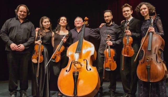 Vivaldi — The Four Seasons in the French Cathedral